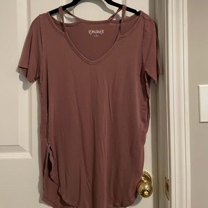 Women’s Mudd Cut-Out Top